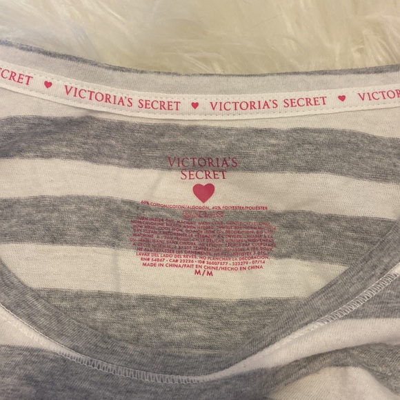 Victoria's Secret Longsleeve Sleep Shirt - Picture 6 of 7